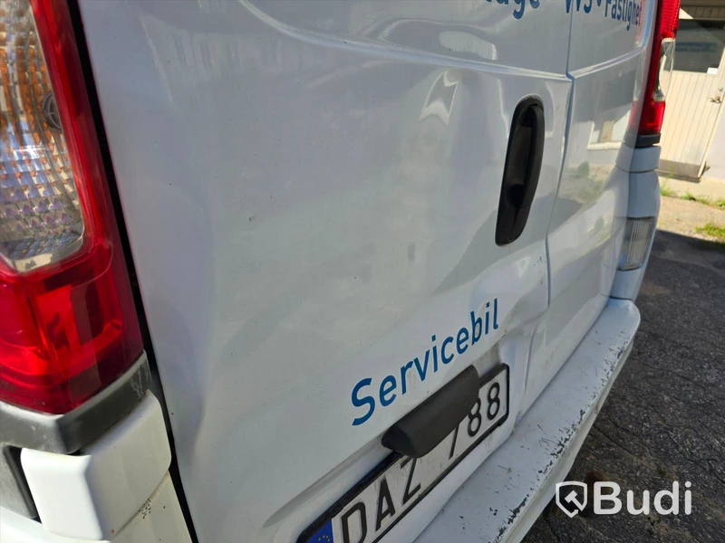 Personbil RENAULT TRAFIC, 2014