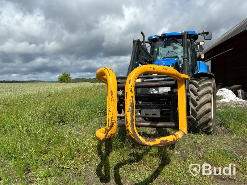 Traktor med lastare New Holland TS 135 A 4WD, -2008
