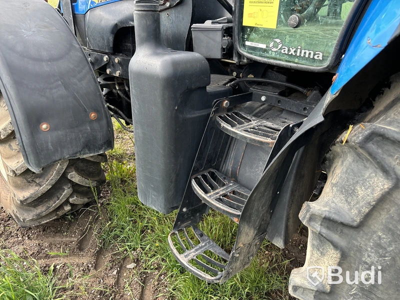 Traktor med lastare New Holland TS 135 A 4WD, -2008