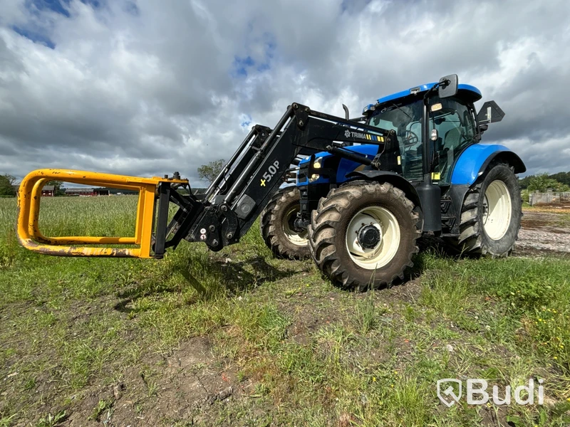 Traktor med lastare New Holland TS 135 A 4WD, -2008