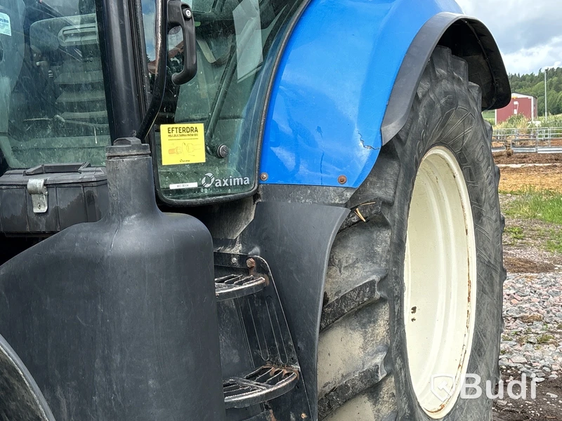 Traktor med lastare New Holland TS 135 A 4WD, -2008