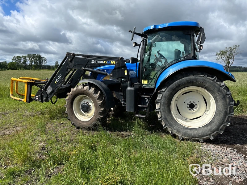Traktor med lastare New Holland TS 135 A 4WD, -2008