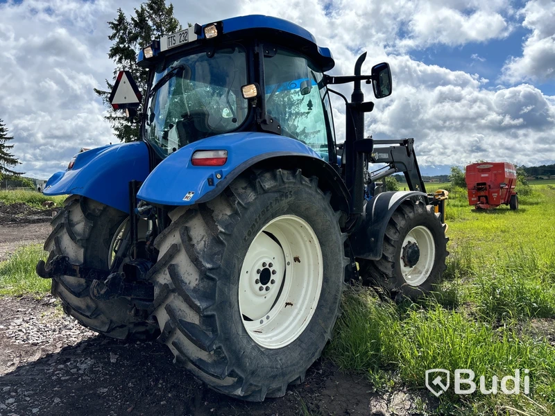 Traktor med lastare New Holland TS 135 A 4WD, -2008
