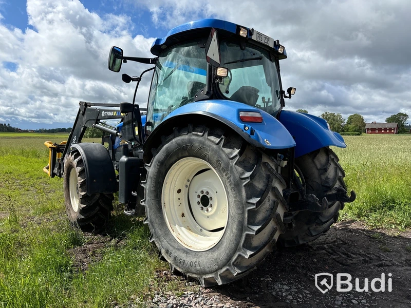Traktor med lastare New Holland TS 135 A 4WD, -2008