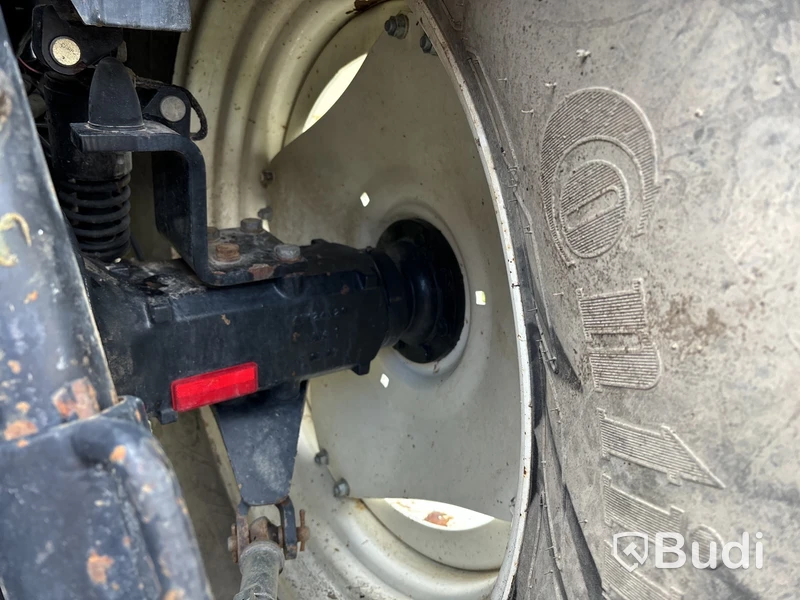 Traktor med lastare New Holland TS 135 A 4WD, -2008