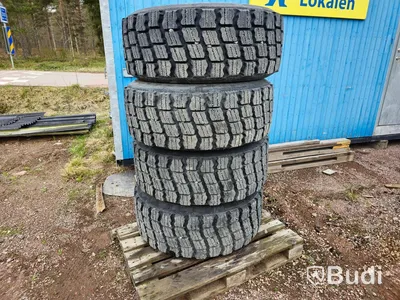 4 st. däck med fälg GOODYEAR MARATHON
