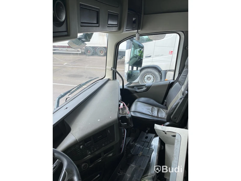 Lastbil VOLVO FH 6,2 - 2015 | Reparationsobjekt