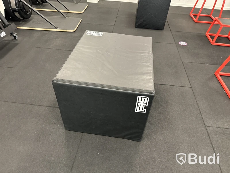 1 st. Jumpbox