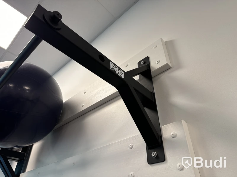 Pull up-bar samt pilatesboll