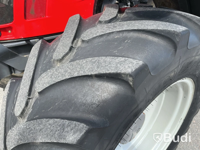 Traktor Massey Ferguson, MF 5712 SL | 2017 | Frontlastare