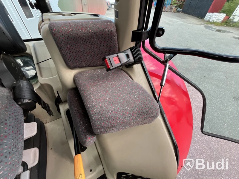 Traktor Massey Ferguson, MF 5712 SL | 2017 | Frontlastare