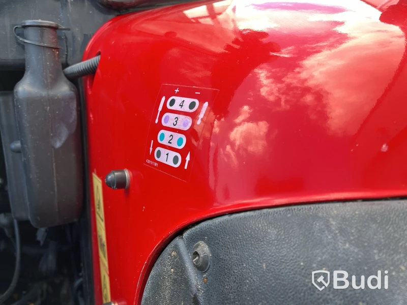 Traktor Massey Ferguson, MF 5712 SL | 2017 | Frontlastare
