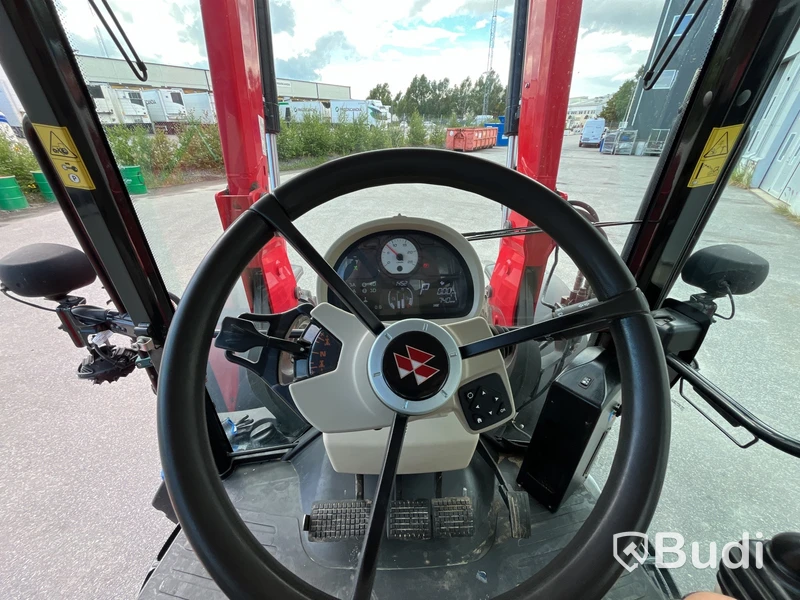 Traktor Massey Ferguson, MF 5712 SL | 2017 | Frontlastare