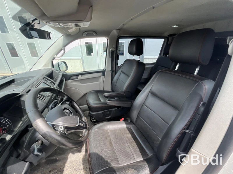 Skåpbil Volkswagen Transporter Combi T32 2.0 TDI 4Motion DSG Sequential | 204hk | 2016