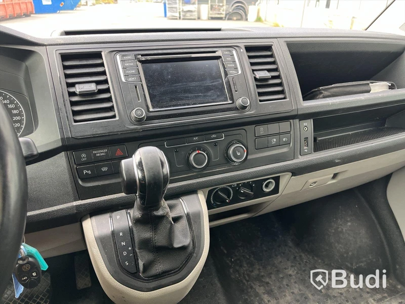 Skåpbil Volkswagen Transporter Combi T32 2.0 TDI 4Motion DSG Sequential | 204hk | 2016