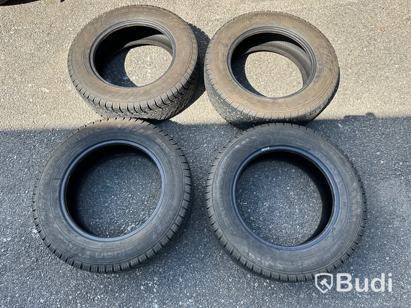 4 st Vinterdäck Nokian 16 " C-däck