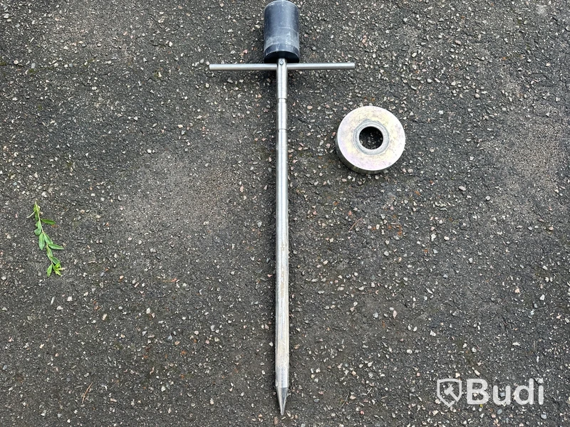 Stolpnedslagare bensindriven med tillbehör