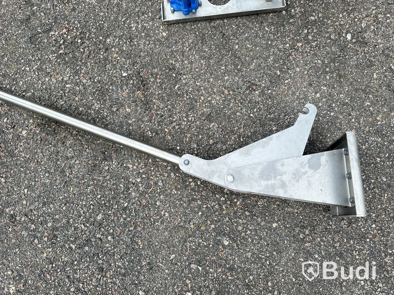 Stolpnedslagare bensindriven med tillbehör