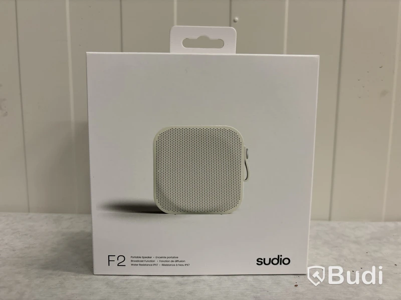 2 st portabla högtalare Sudio F2