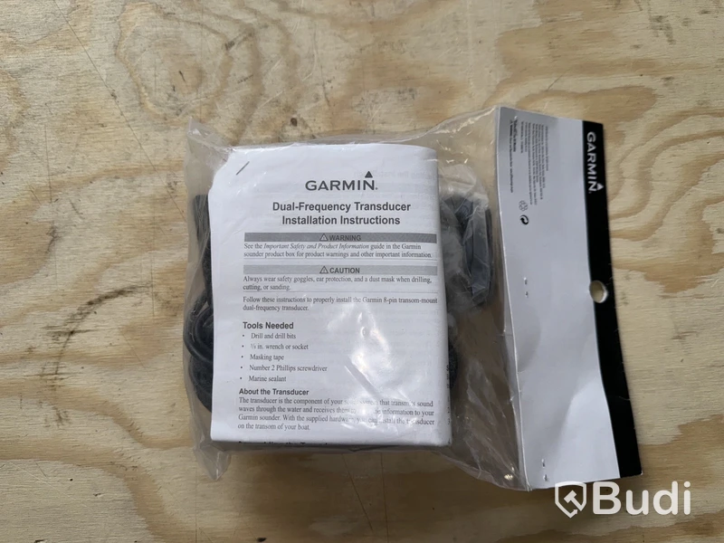 Akterspegelgivare, Garmin Transom Mount Transducer. Ordenarie nypris ca. 1.000 kr.
