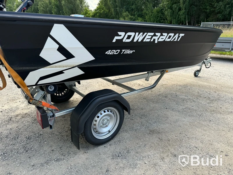 Sportfiskebåt, Powerboat 420 Tiller, inklusive trailer och motor, Mercury 30 hk