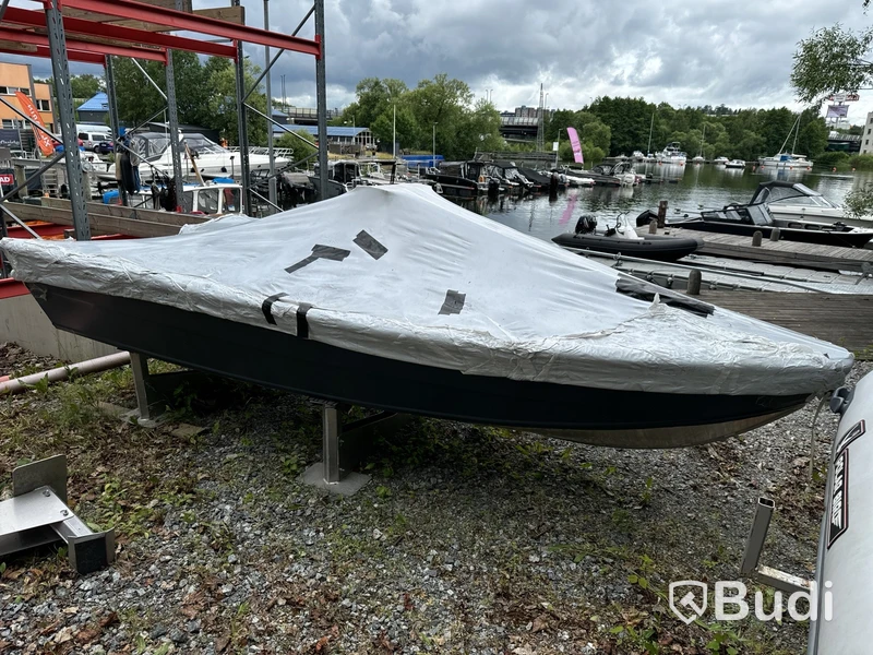 Sportfiskebåt, Zolid Z Pro Tiller, skrov