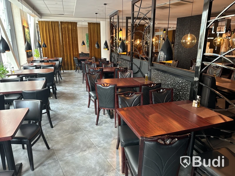 Parti med restaurangmöbler