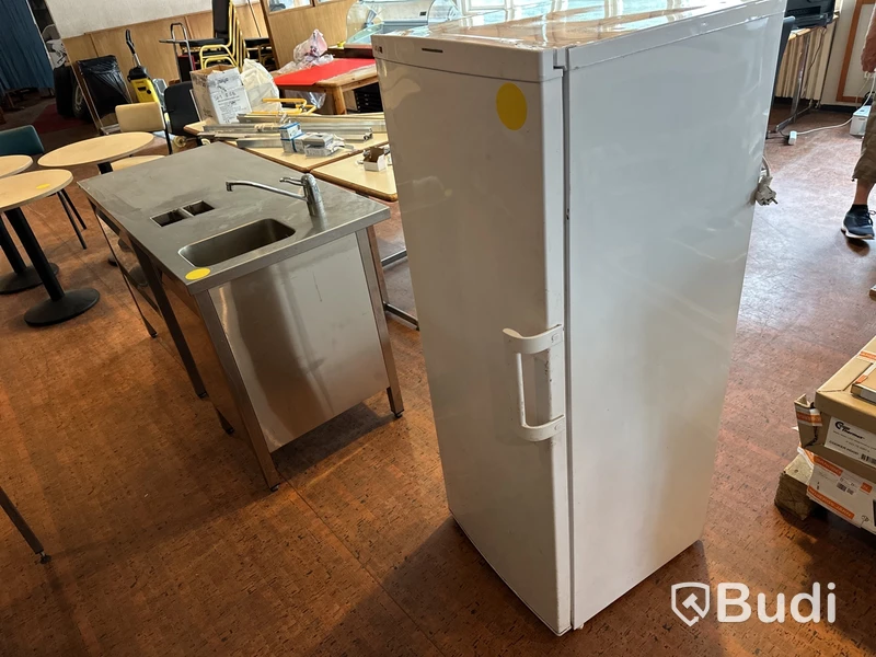 Frysskåp ATLAS. B-560 HCB 210 liter