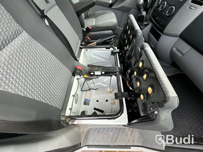 Buss Volkswagen Crafter 35 2.0 TDI Skåp (163hk), -2013 (Rep-objekt)