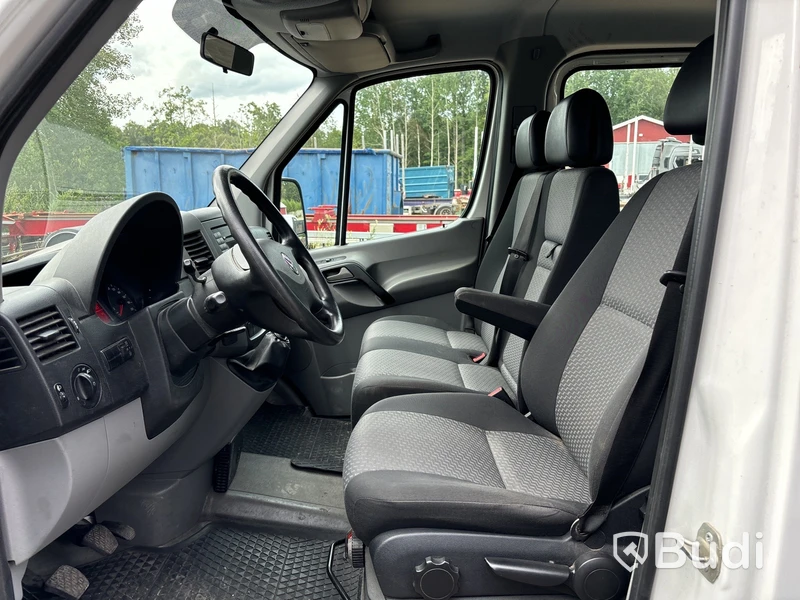 Buss Volkswagen Crafter 35 2.0 TDI Skåp (163hk), -2013 (Rep-objekt)
