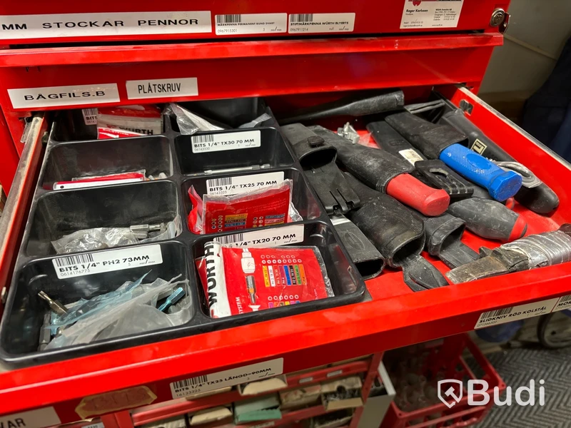 Förbrukningsmateriel, skåp m.m.