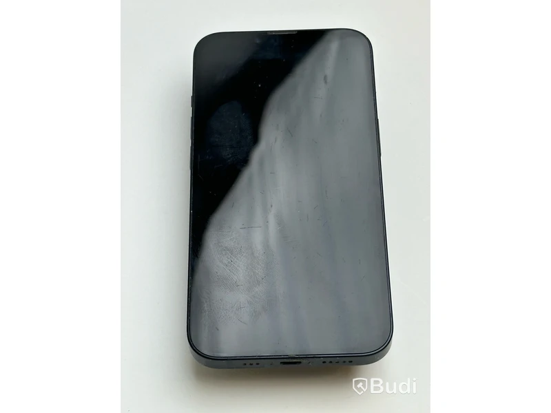 Mobil Apple iPhone 13 128GB. OBS! Repad skärm.