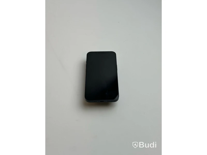 Mobil Apple iPhone 13 128GB.