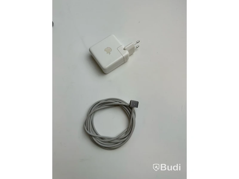 Dator Apple MacBook Pro M1 14 tum (2021) inkl. laddare.