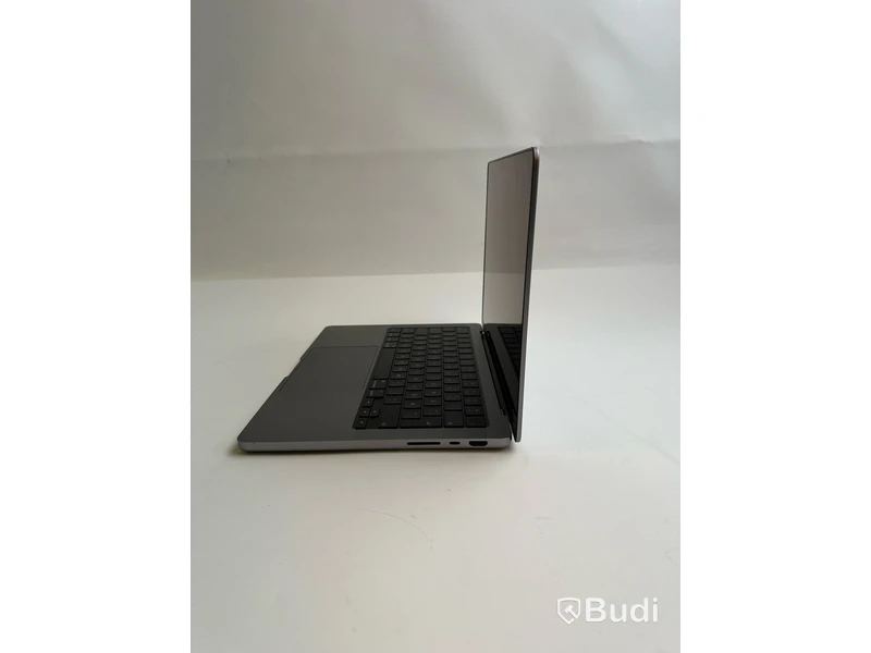 Dator Apple MacBook Pro M1 14 tum (2021) inkl. laddare.