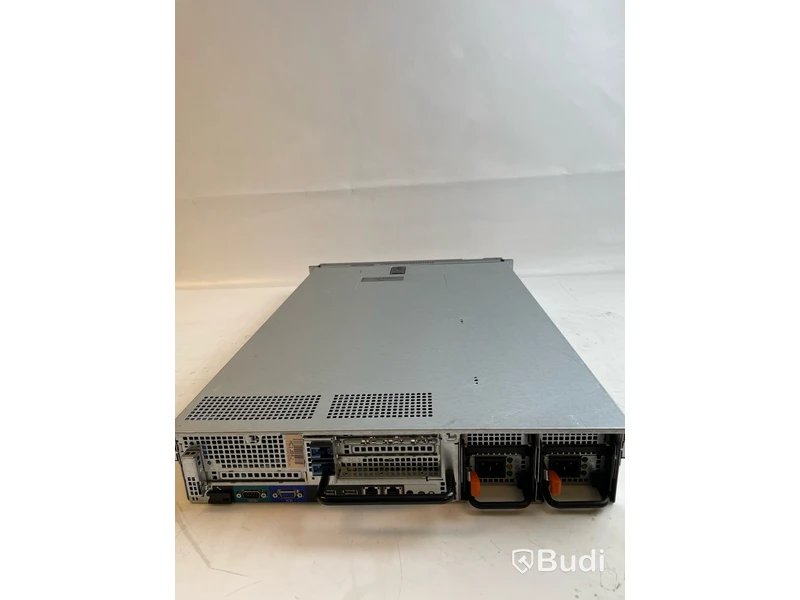 Server Dell PowerEdge 2950. OBS! Inget OS.