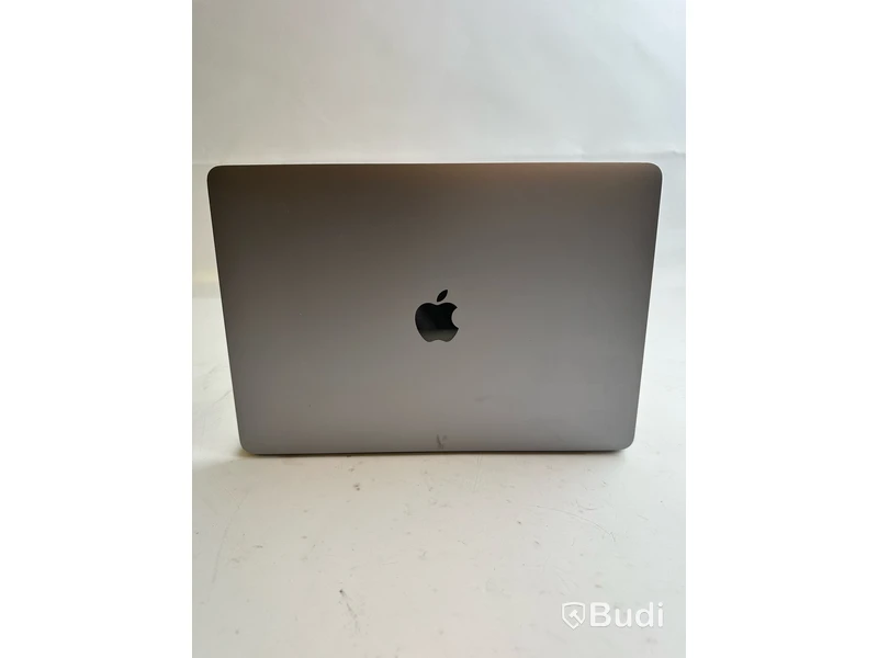 Dator Apple MacBook Pro 13 tum (2019) inkl. laddare.