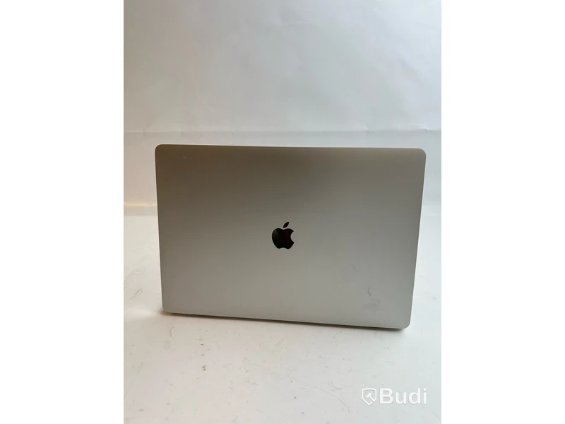 Dator Apple MacBook Pro 16 tum (2017) inkl. laddare.
