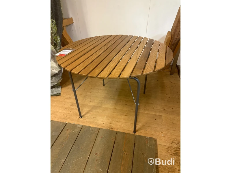 Fällbart bord