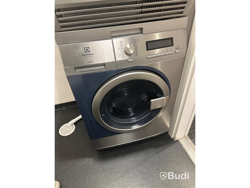 Tvättmaskin - Electrolux WE170P