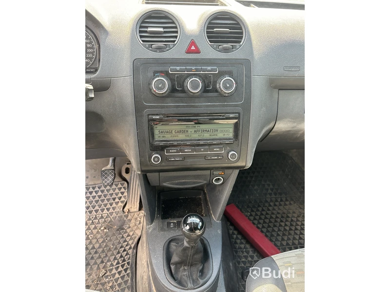 Volkswagen Caddy Maxi Eco Fuel | 15776 mil | 2010