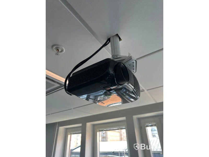 Projektor samt duk - Optoma