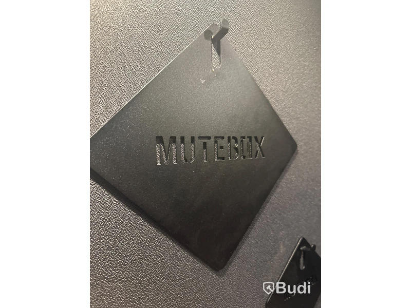 Mutebox
