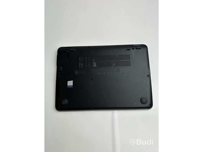 Dator HP EliteBook 820 G3. OBS! Låst BIOS och repor på chassit.
