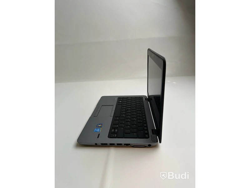 Dator HP EliteBook 820 G1. OBS! Låst BIOS och skadad chassi.