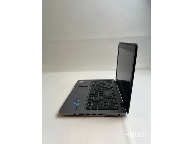 Dator HP EliteBook 820 G2. OBS! Inget OS.