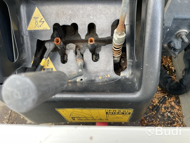 IVECO DAILY 35C17H Kranbil | Besiktigad tom: 2025-05-31