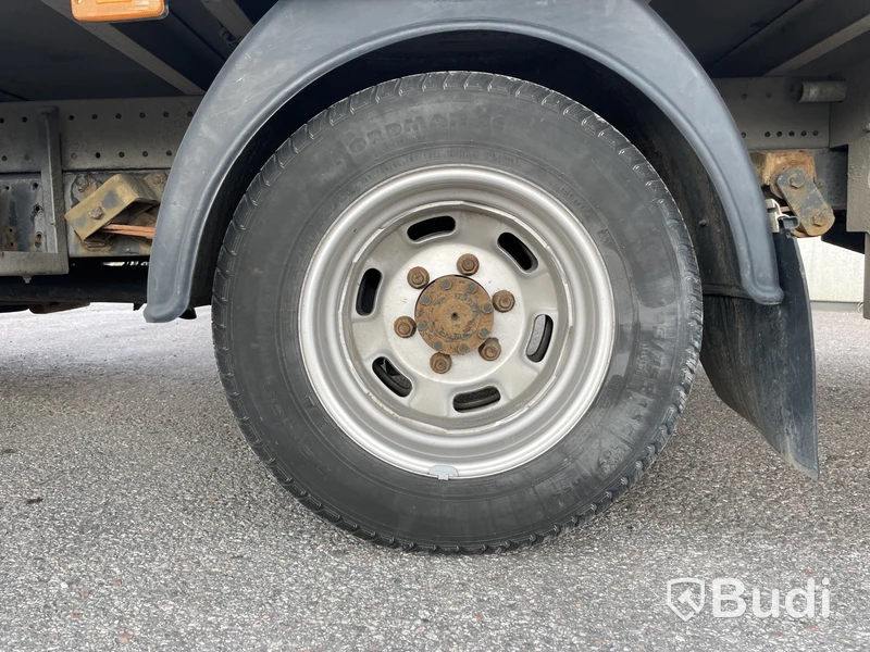 IVECO DAILY 35C17H Kranbil | Besiktigad tom: 2025-05-31