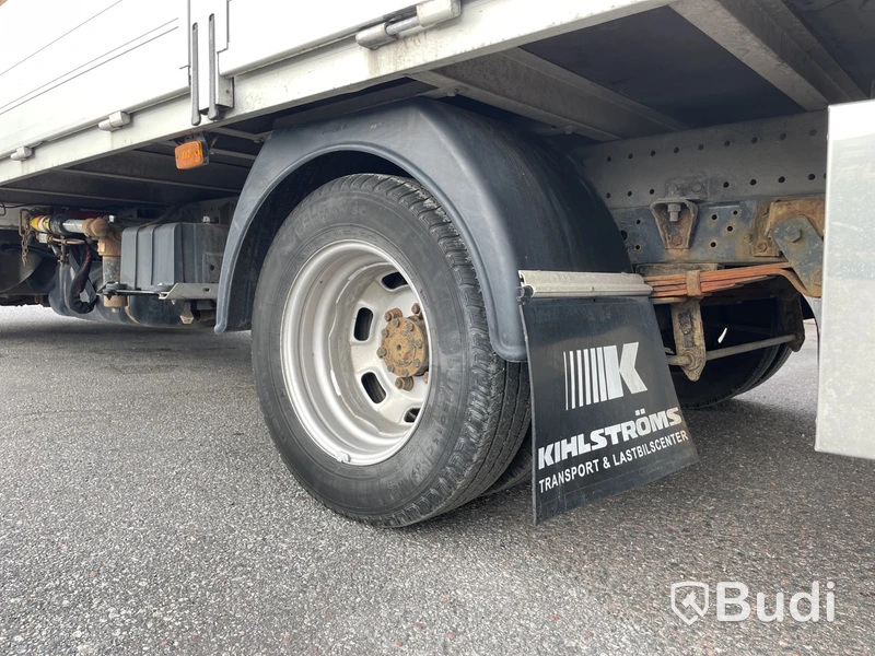 IVECO DAILY 35C17H Kranbil | Besiktigad tom: 2025-05-31