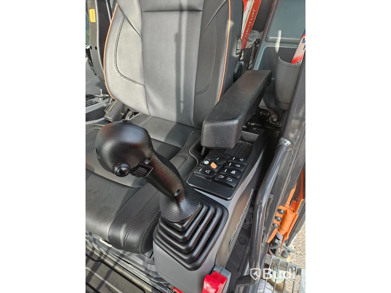 Grävmaskin Doosan DX300LC-7 -2022